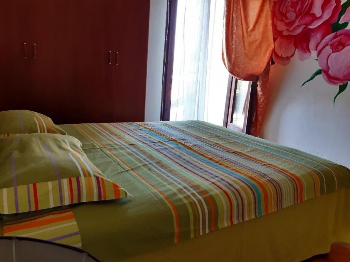 Family Apartment Garden And Sea Petrovac Dış mekan fotoğraf
